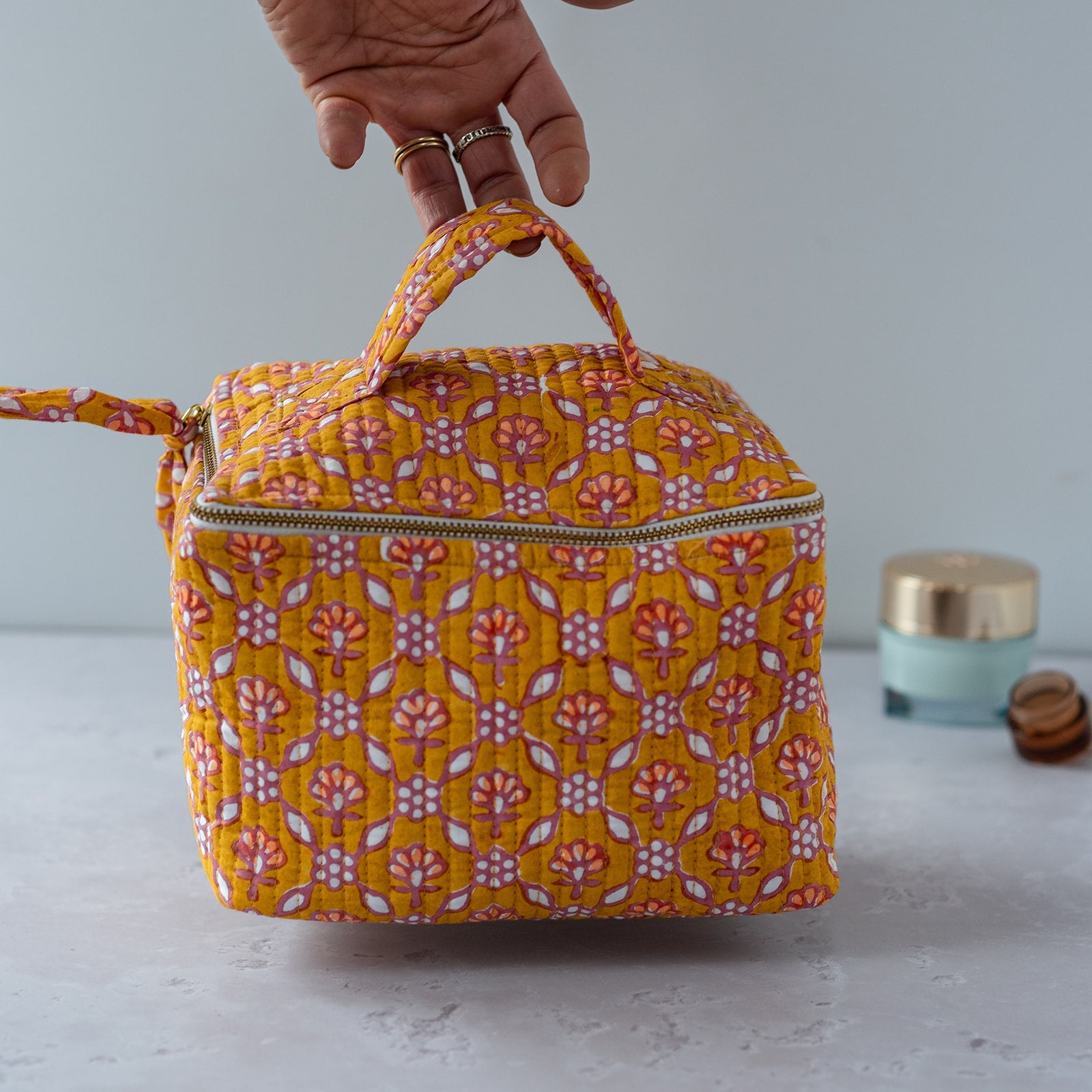 NECTAR PETAL cosmetic case