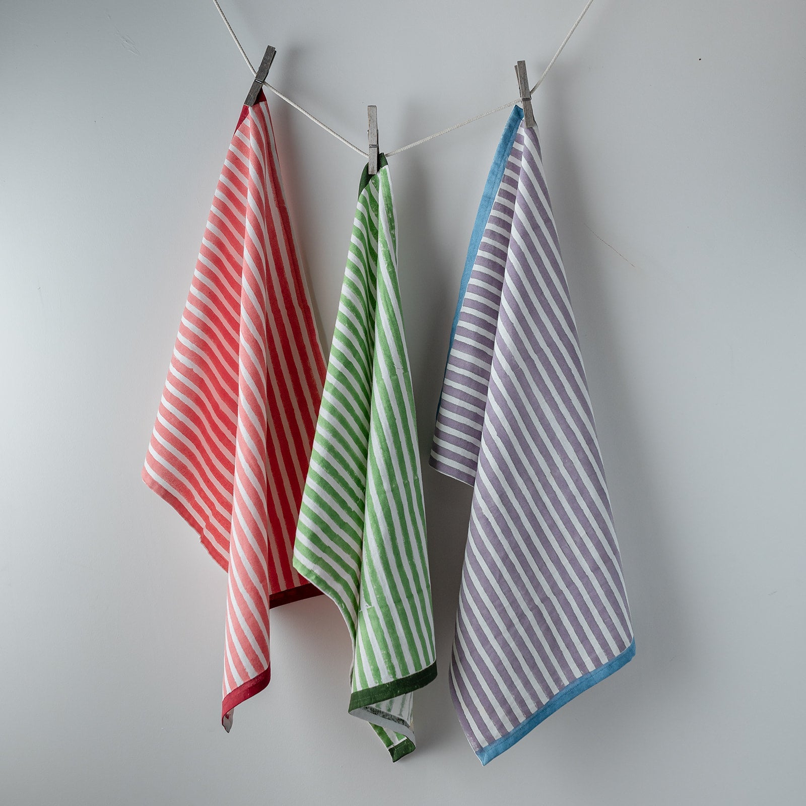 STRIPE GREEN tea towel