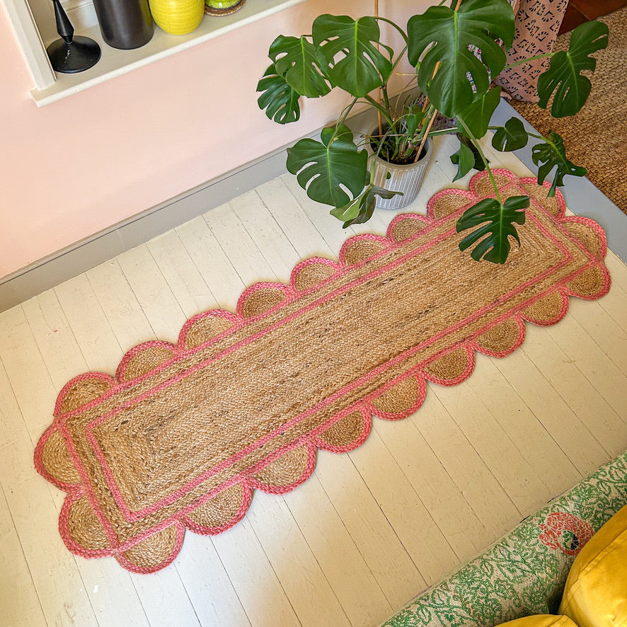 SPRING GREEN scalloped hand woven jute runner