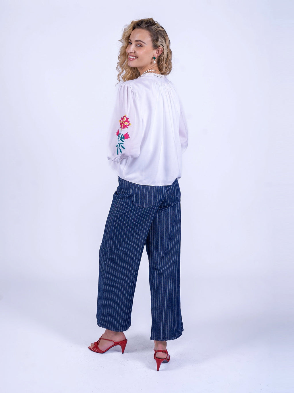 'MUSE' JACKET IN WHITE