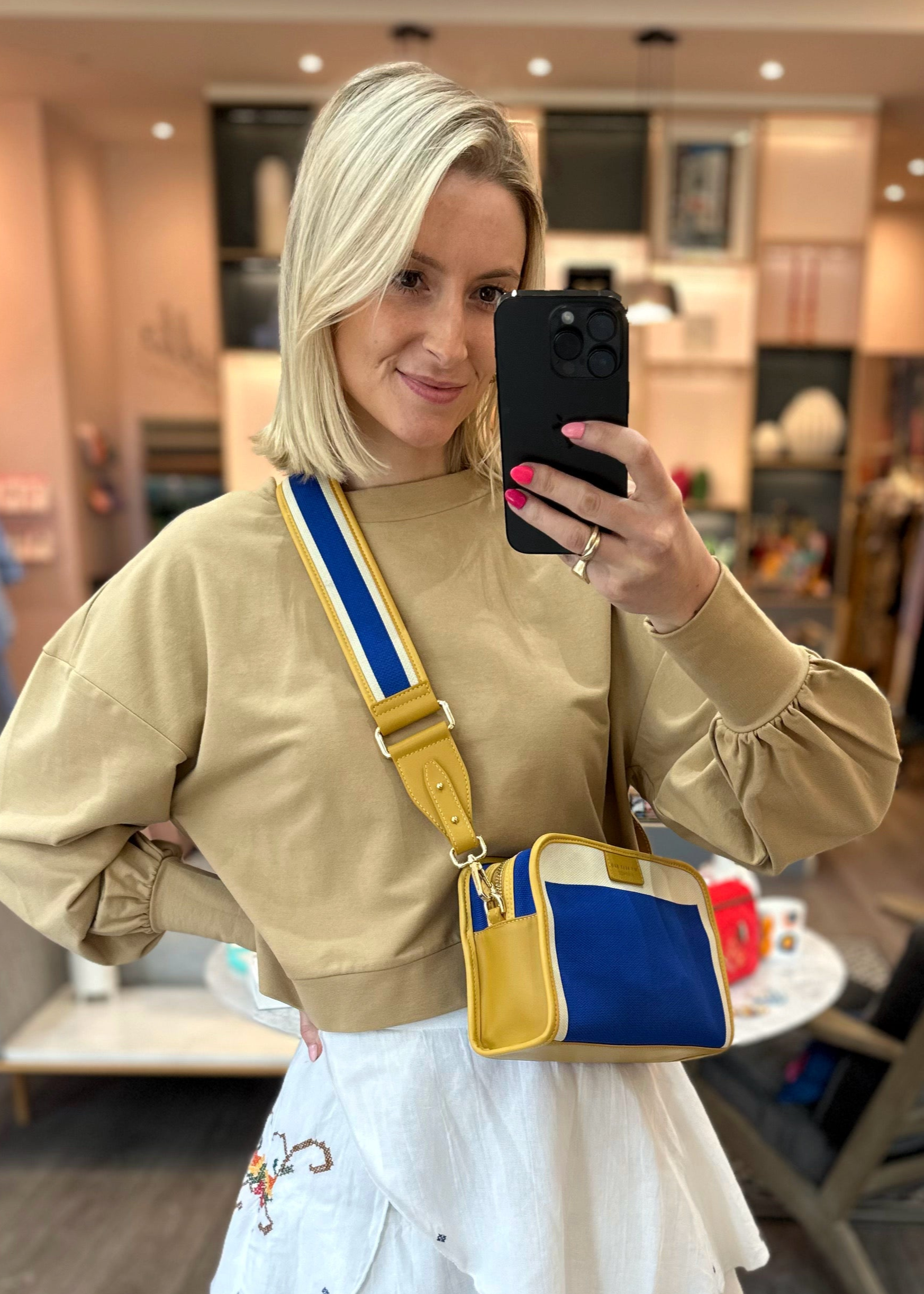 GAIA statement sleeve top, camel (SALE)