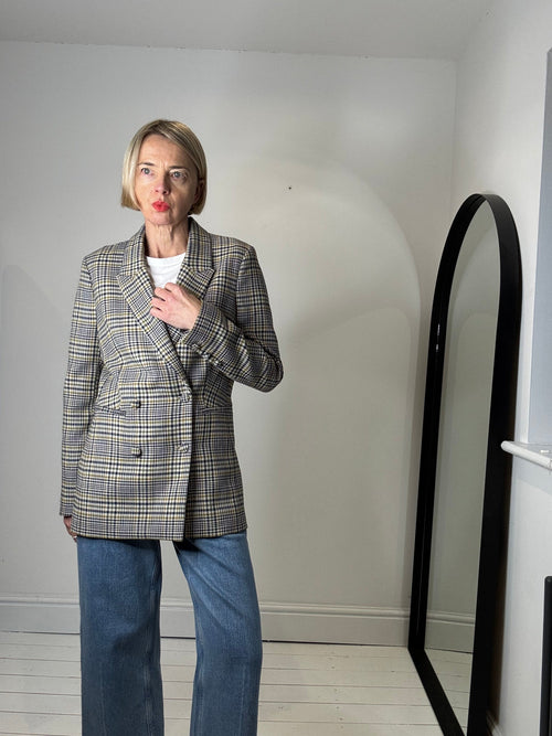 &OTHERSTORIES check db blazer