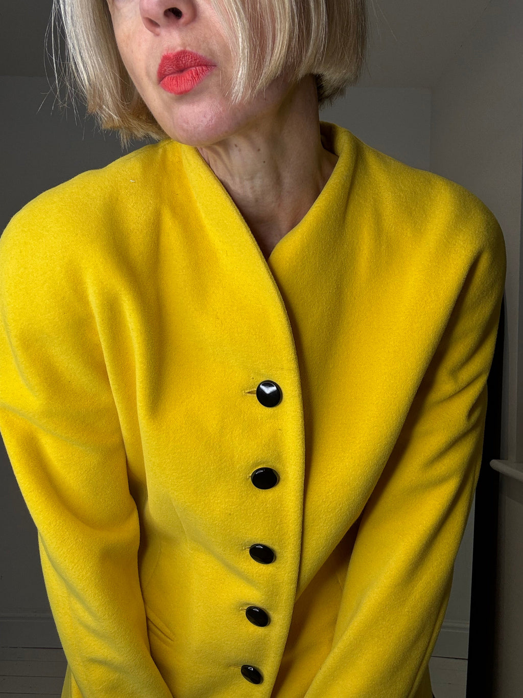 VINTAGE ESCADA sculptured jacket