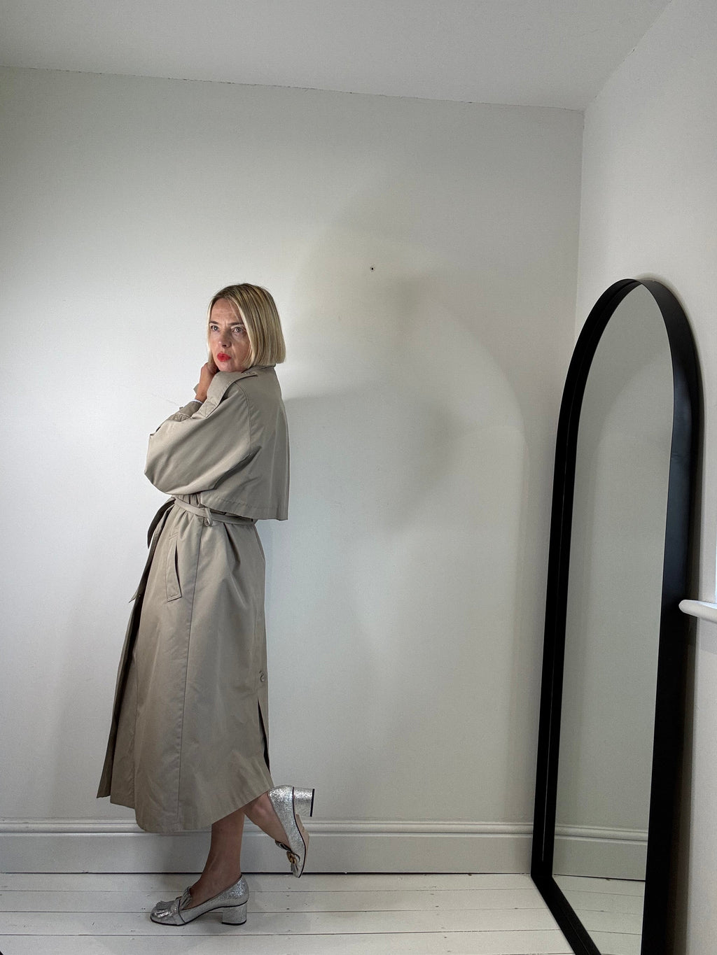 VINTAGE double breasted trench coat