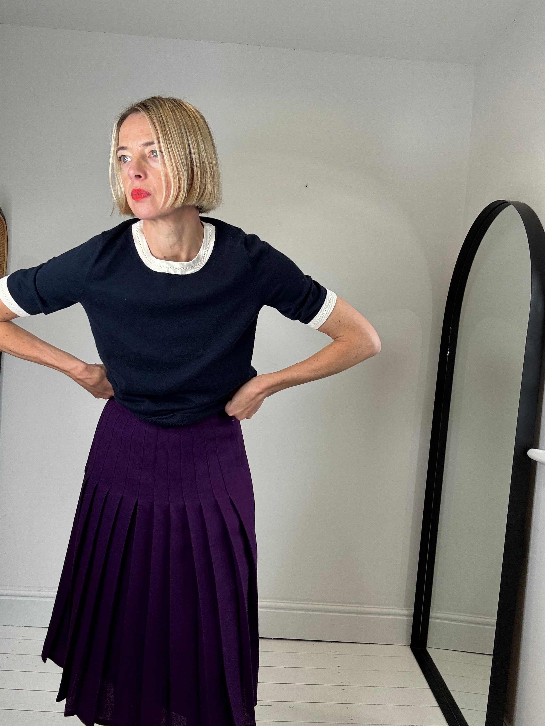 Contrast trim knitted tee