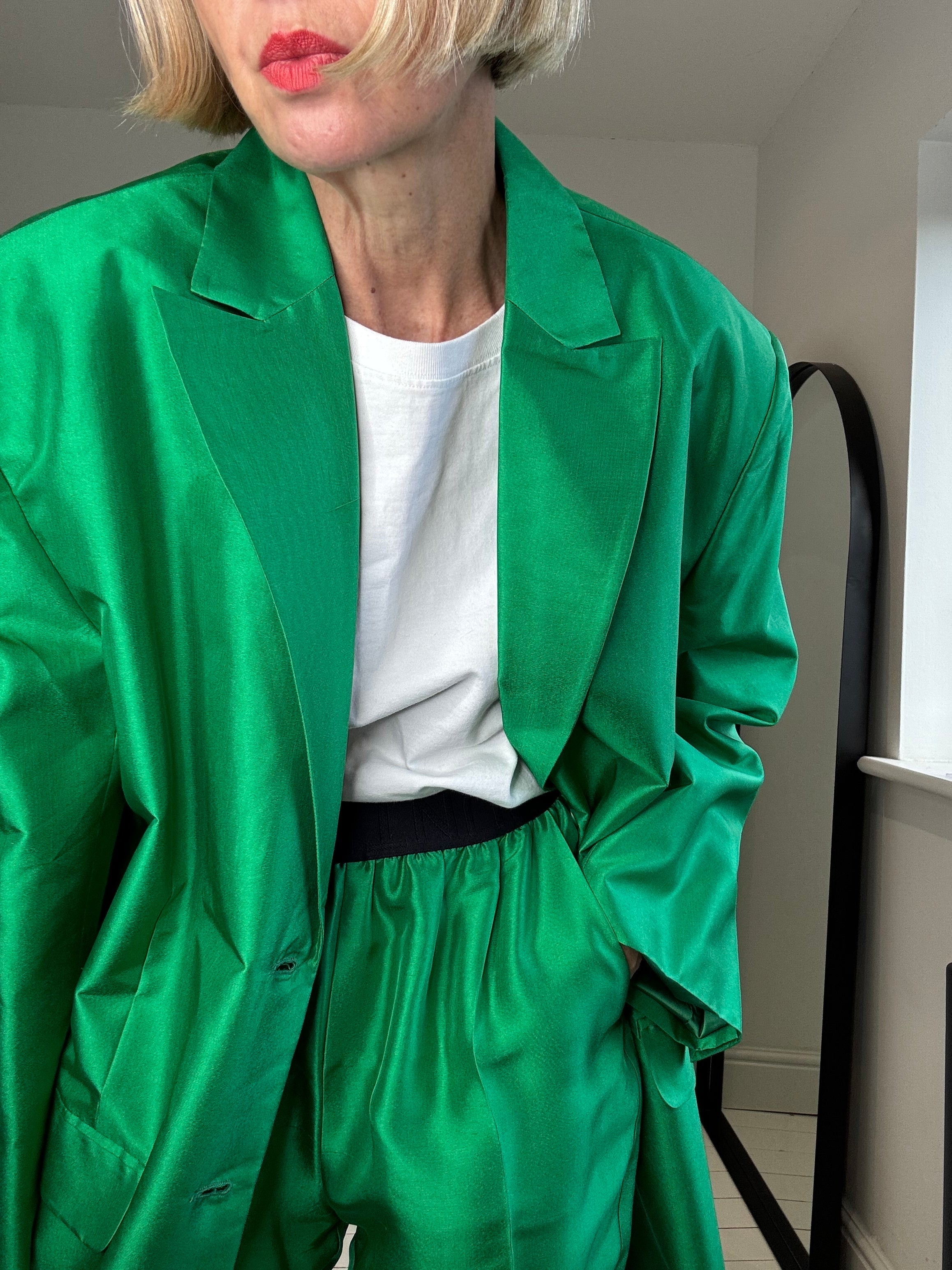 MUNTHE 100% silk suit