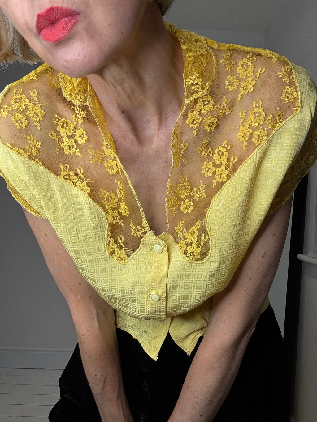 VINTAGE jacquard blouse