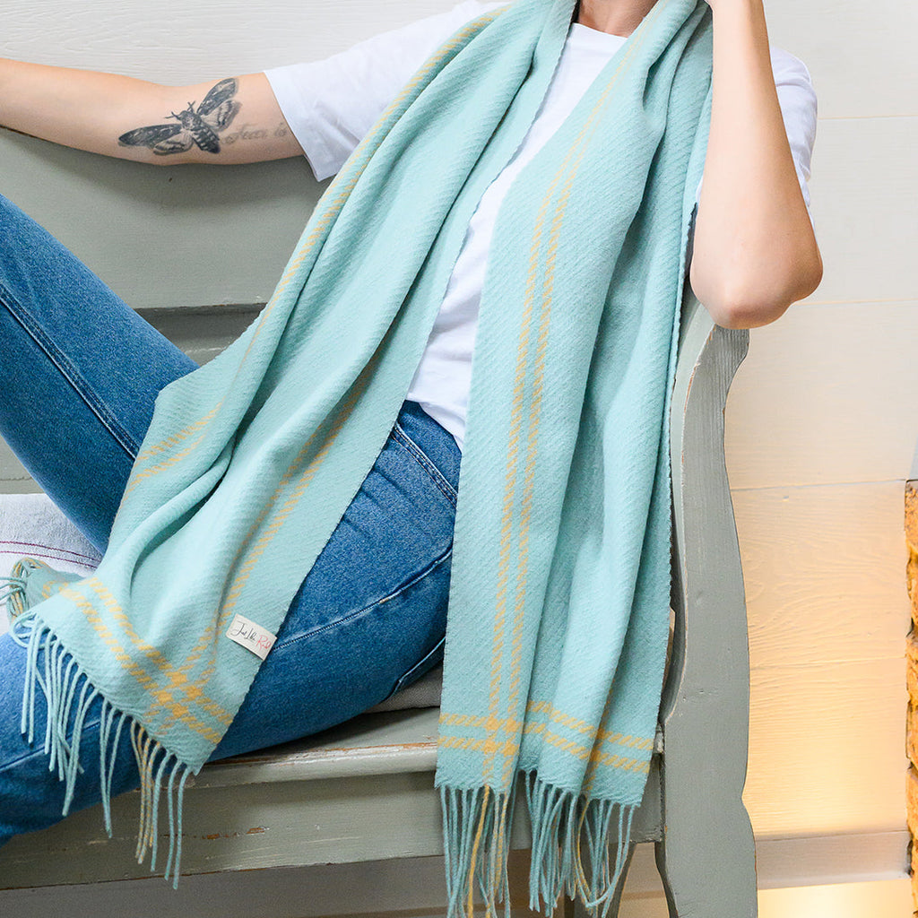 Mint Border Houndstooth Lambswool Scarf