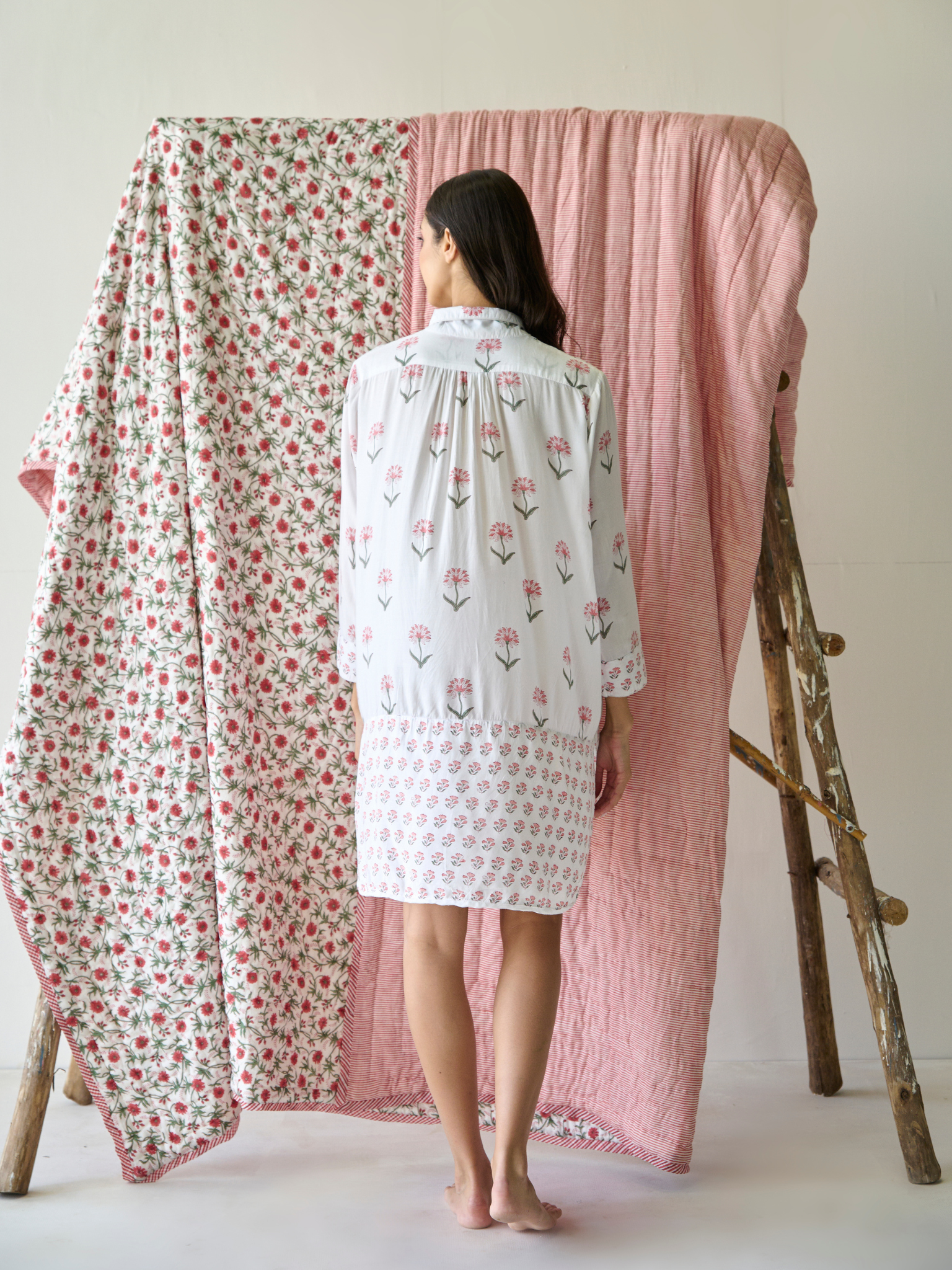 Nancy Night / Beach Shirt in Pink and Green