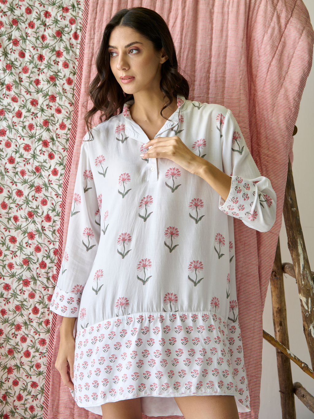 Nancy Night / Beach Shirt in Pink and Green
