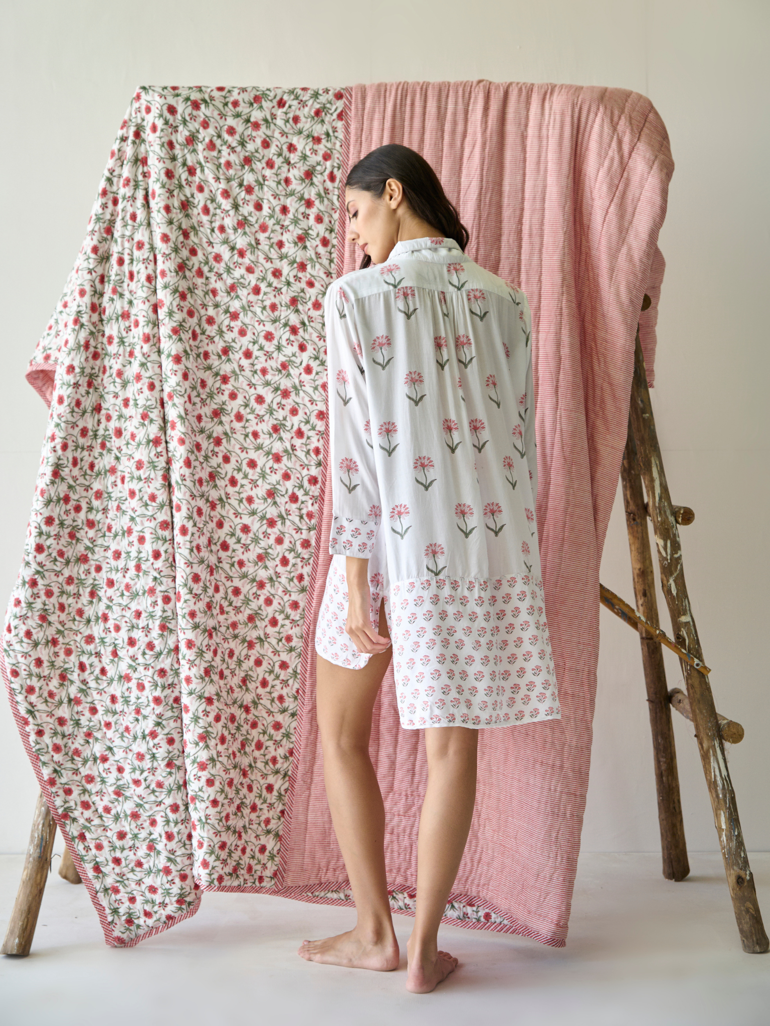 Nancy Night / Beach Shirt in Pink and Green