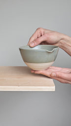 Ceramic pouring bowl in Zambezi