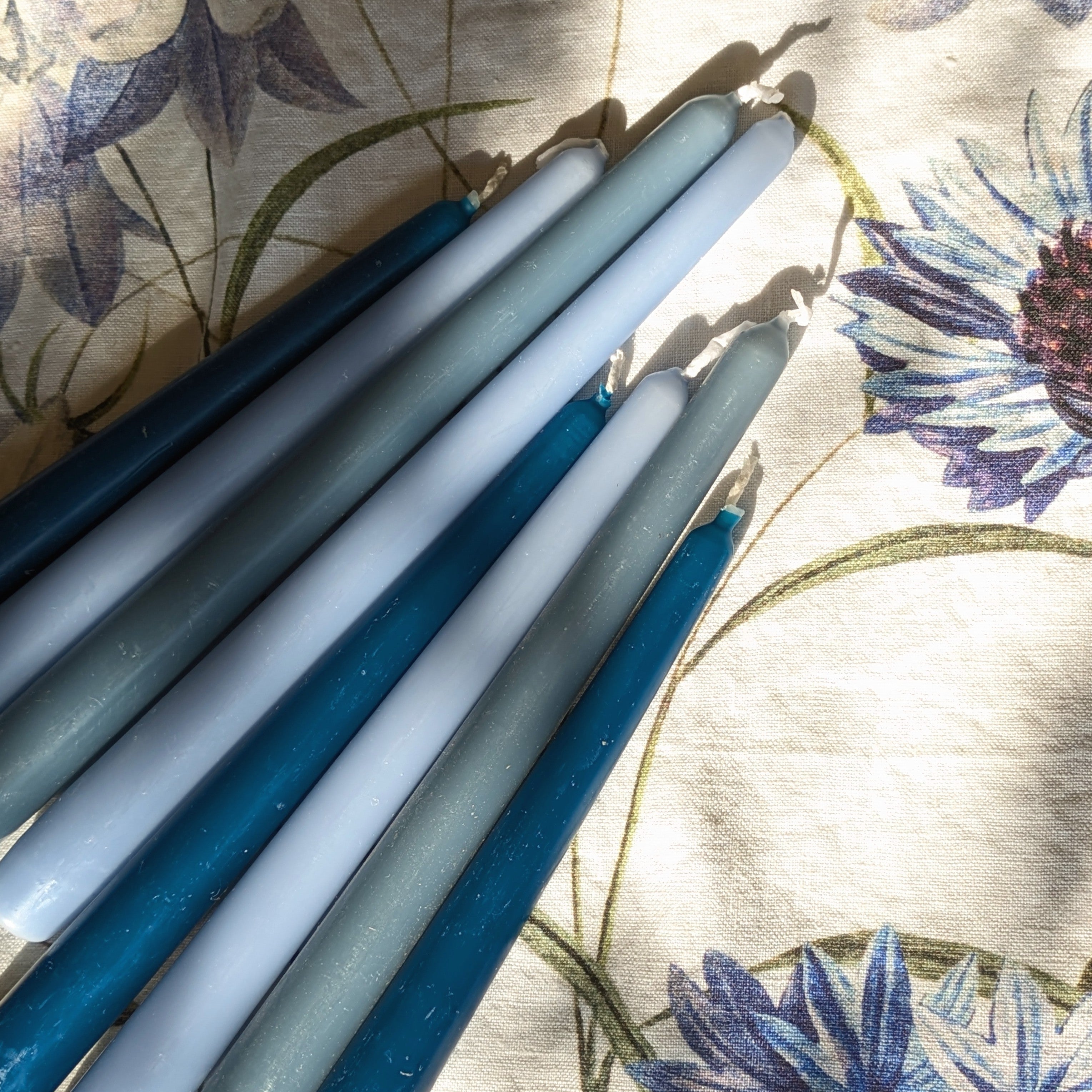 8 Tapered Dinner Candles | Blue Colour Mix