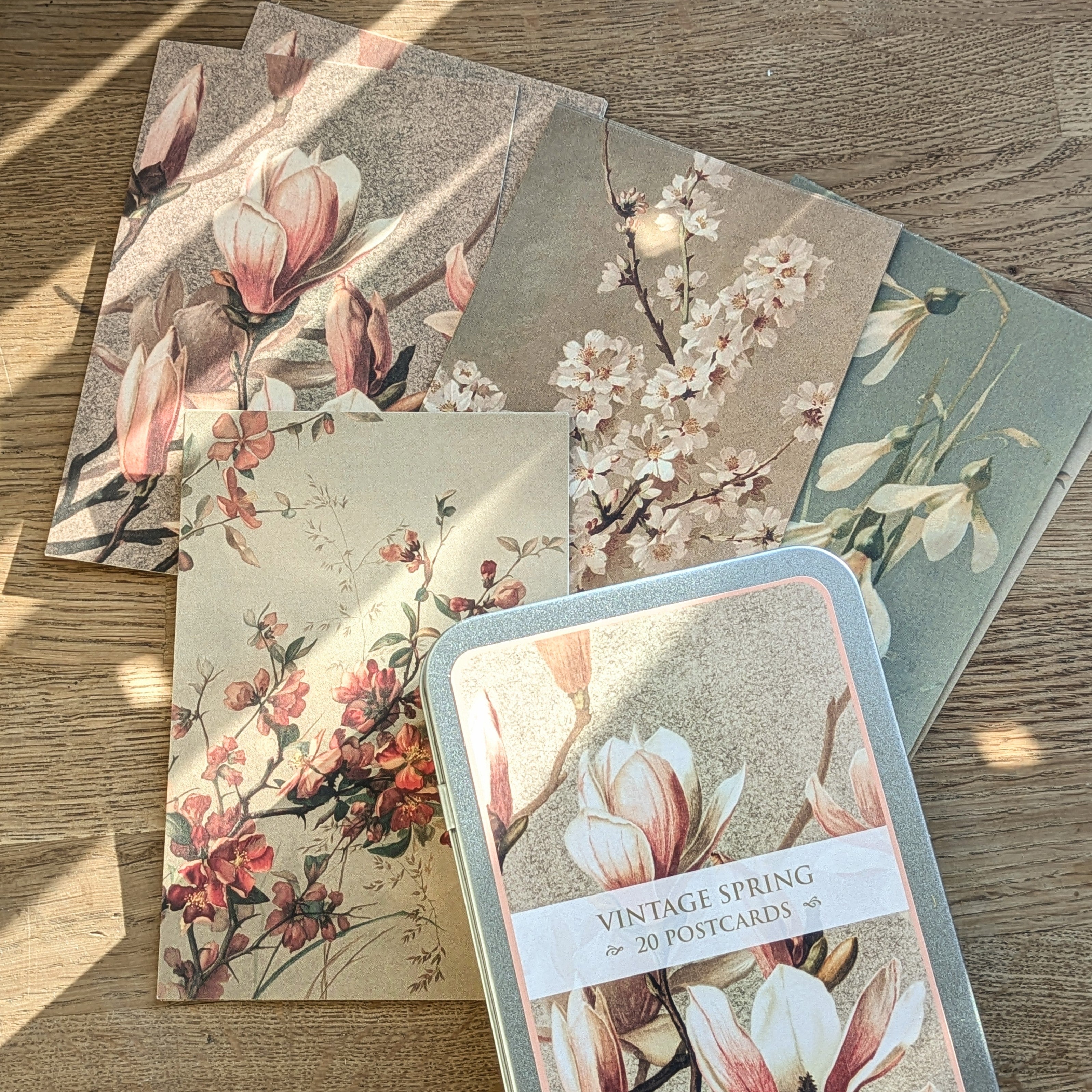20 Postcard In A Tin | Vintage Spring