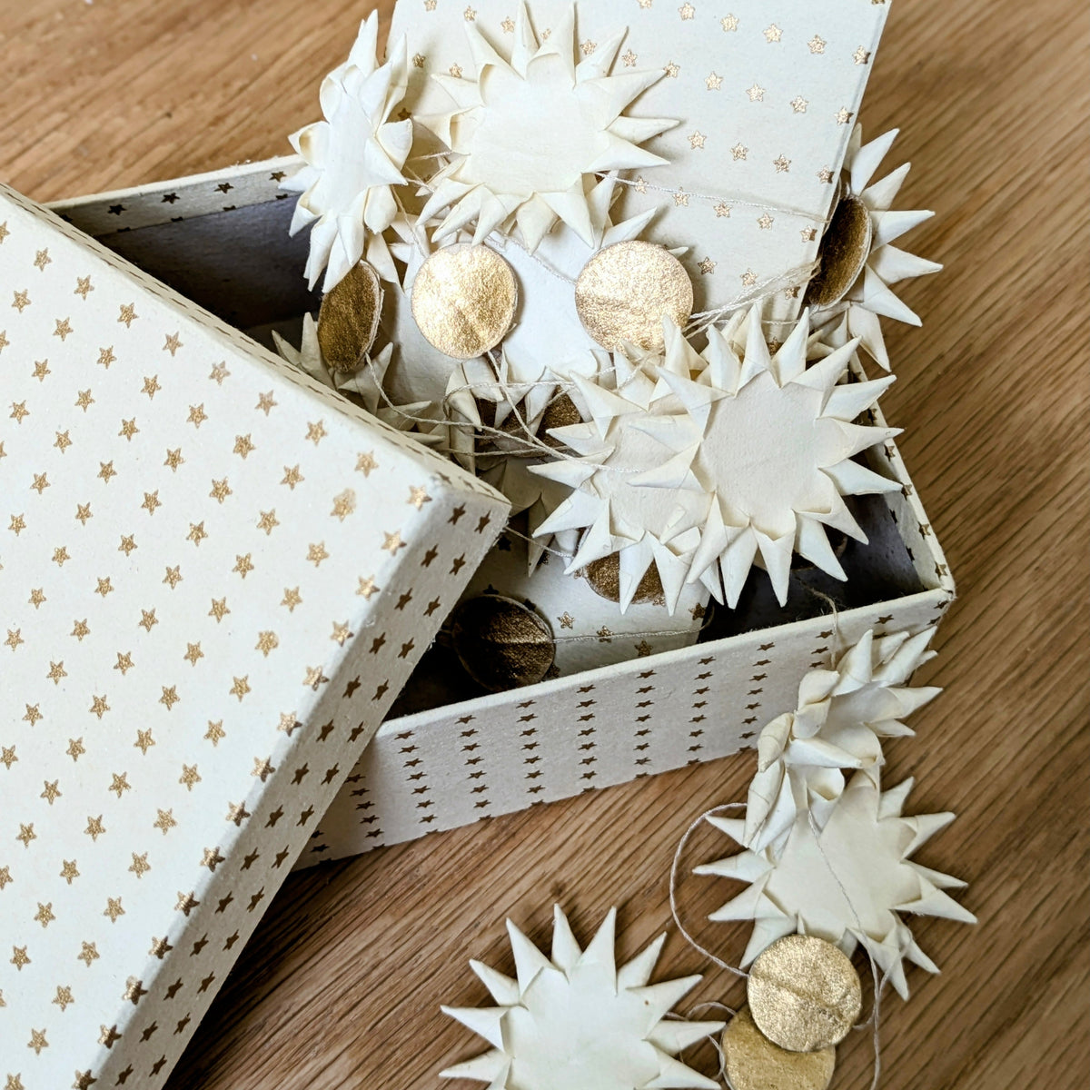 White & Gold Mini Star Garland - Fair Trade | 3Mtr