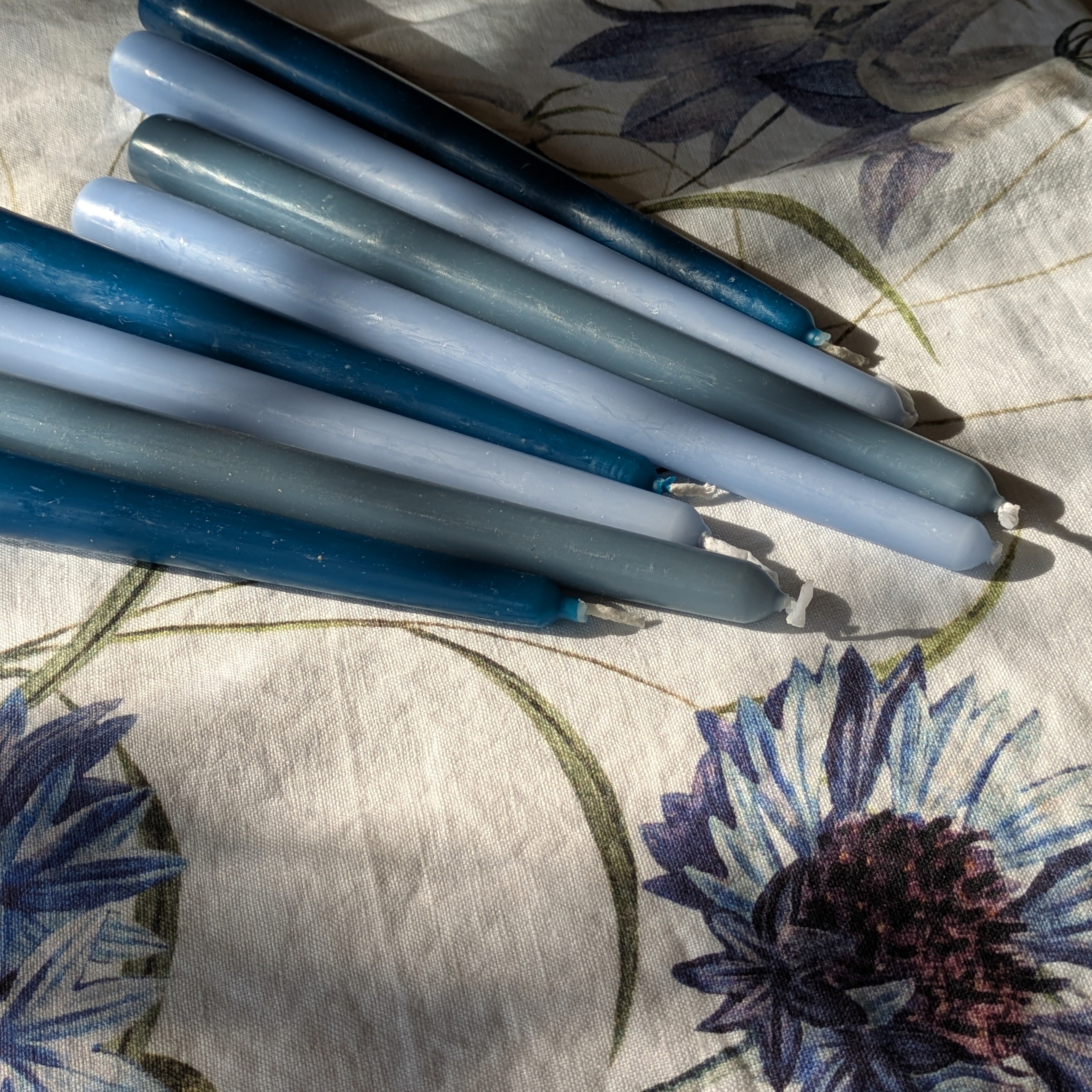 8 Tapered Dinner Candles | Blue Colour Mix