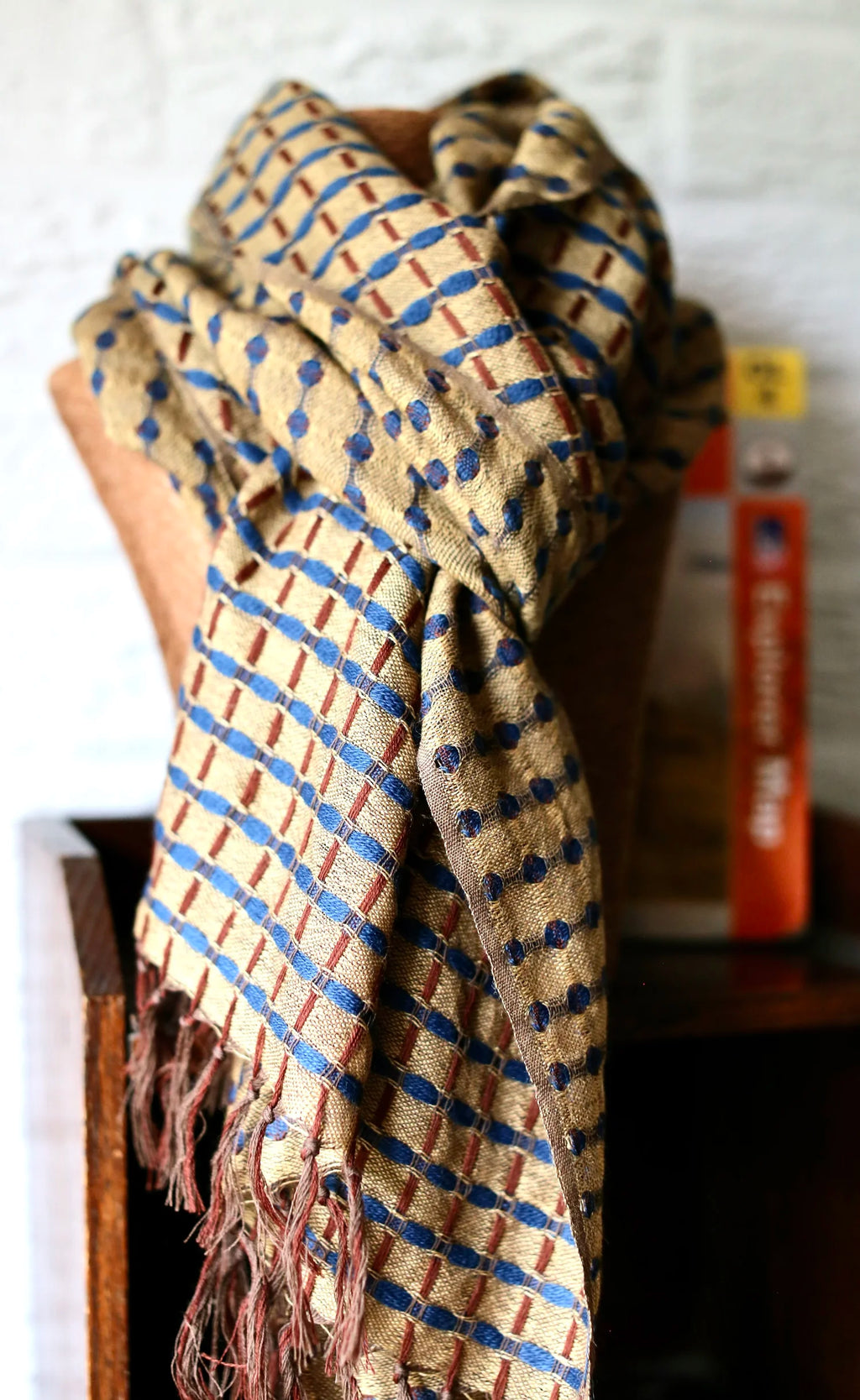 DASH - HANDWOVEN WOOL