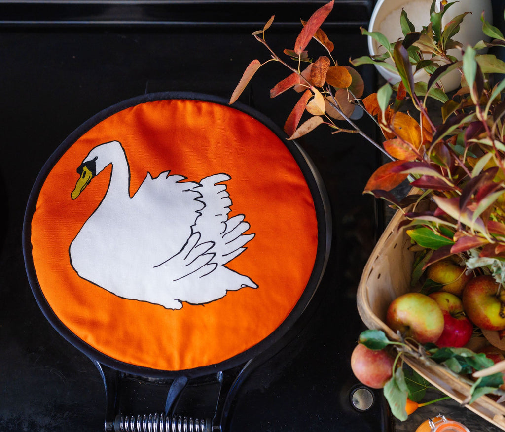Swan orange Aga / Chef pad