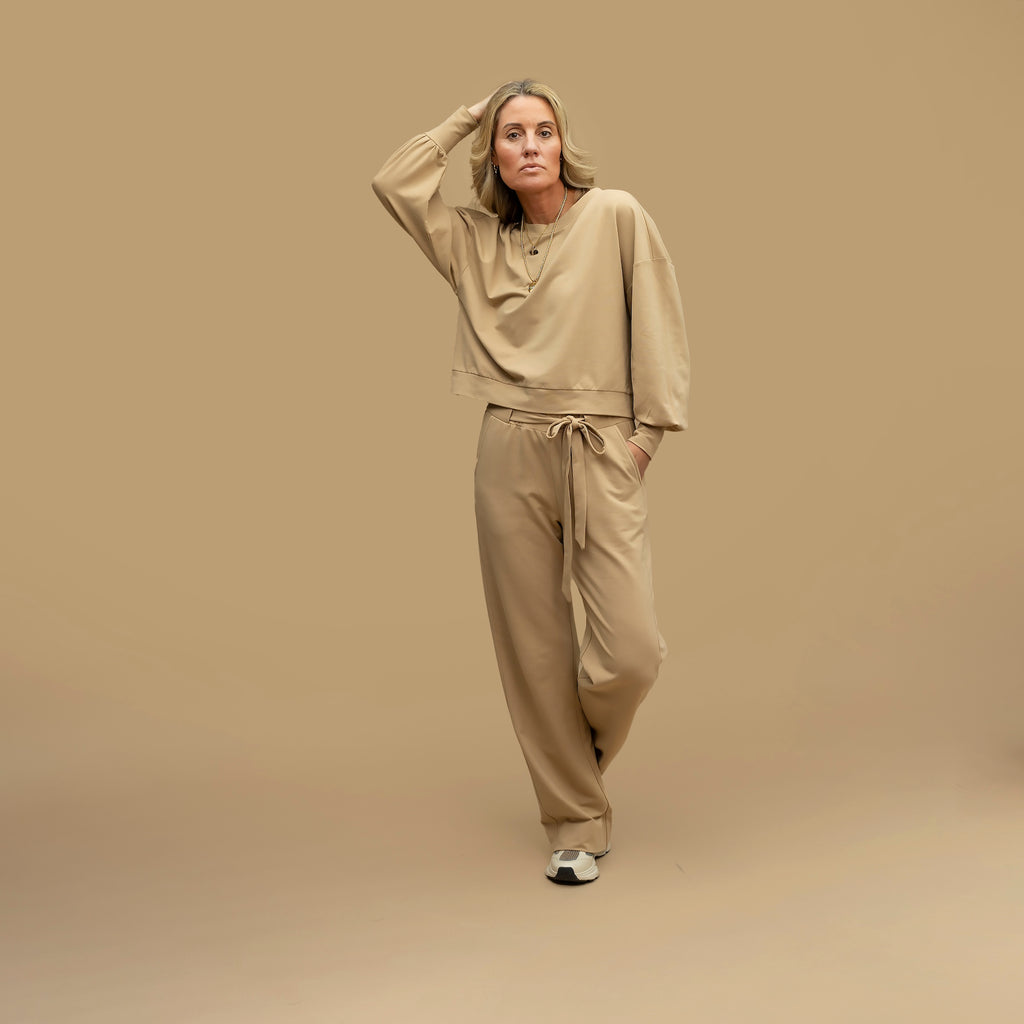 Gaia Statement Sleeve Top